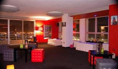 фото отеля Golden Tulip Anezi Hotel