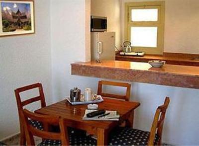 фото отеля Golden Tulip Anezi Hotel