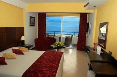 фото отеля Golden Tulip Anezi Hotel