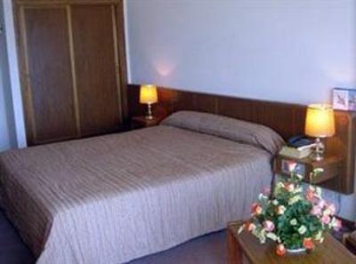 фото отеля Golden Tulip Anezi Hotel