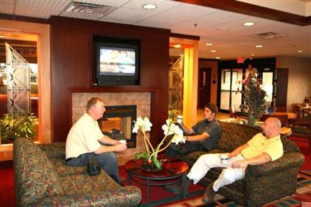 фото отеля Hampton Inn Seymour