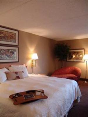 фото отеля Hampton Inn Seymour
