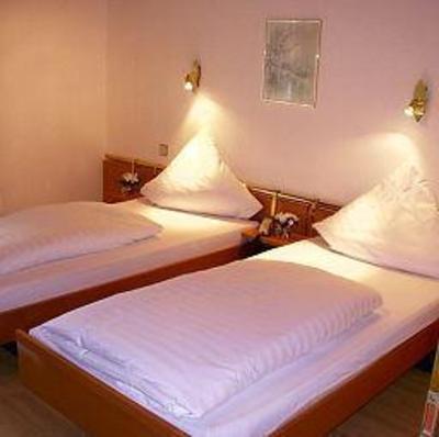 фото отеля Hotel Almröserl Flintsbach