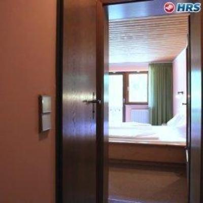 фото отеля Hotel Almröserl Flintsbach