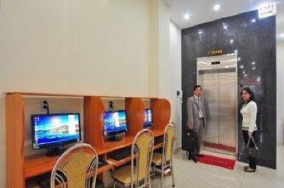 фото отеля Canary Hue Hotel