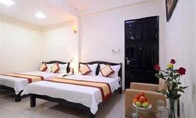 фото отеля Canary Hue Hotel