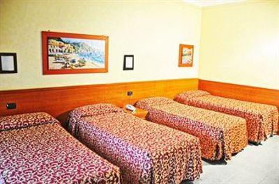 фото отеля Jonico Hotel Rome