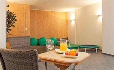 фото отеля Hotel Edelweiss Sils-Maria