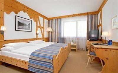 фото отеля Hotel Edelweiss Sils-Maria