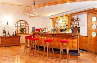 фото отеля Hotel Edelweiss Sils-Maria