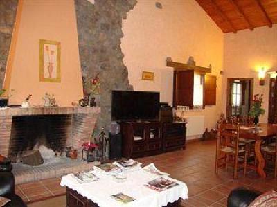 фото отеля La Sayuela Bed & Breakfast Candeleda