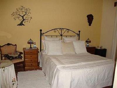 фото отеля La Sayuela Bed & Breakfast Candeleda