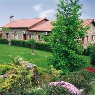 фото отеля La Sayuela Bed & Breakfast Candeleda