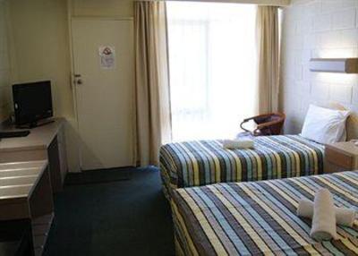 фото отеля Econo Lodge Absolute Lakes Entrance
