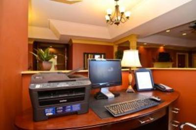 фото отеля BEST WESTERN Brentwood