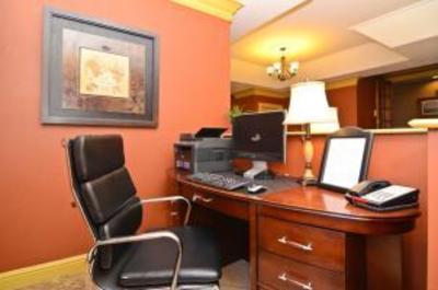 фото отеля BEST WESTERN Brentwood