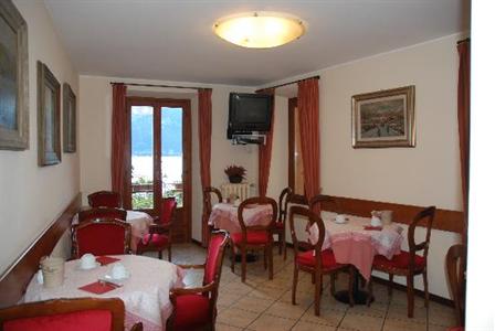 фото отеля Hotel Garni Corona