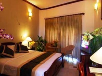 фото отеля Canary Beach Resort