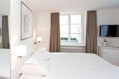 фото отеля Helmhaus Swiss Quality Hotel