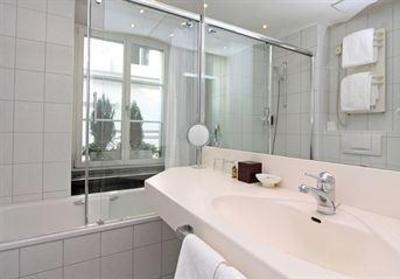 фото отеля Helmhaus Swiss Quality Hotel