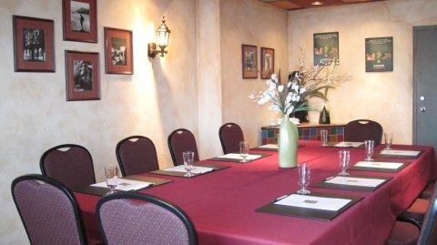 фото отеля Quality Hotel Montreal East Olympic Parc