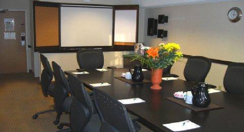 фото отеля Quality Hotel Montreal East Olympic Parc