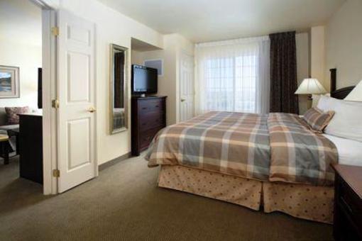 фото отеля Staybridge Suites Denver International Airport