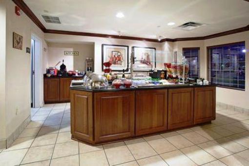 фото отеля Staybridge Suites Denver International Airport
