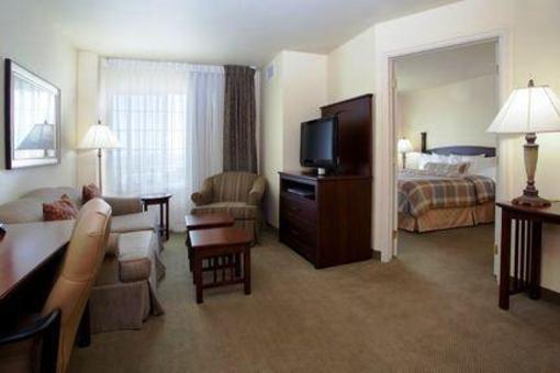 фото отеля Staybridge Suites Denver International Airport