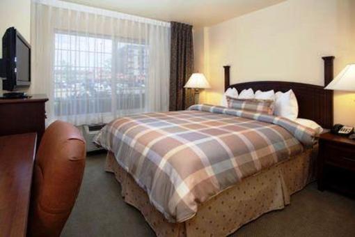 фото отеля Staybridge Suites Denver International Airport
