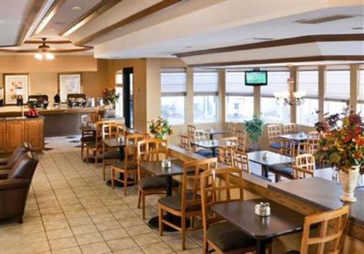 фото отеля ClubHouse Inn & Suites Albuquerque