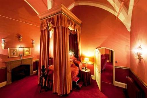 фото отеля Lumley Castle Hotel
