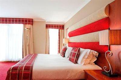 фото отеля Carlton George Hotel