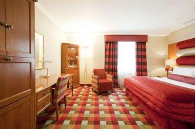 фото отеля Carlton George Hotel
