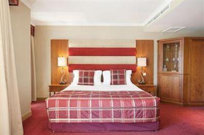фото отеля Carlton George Hotel