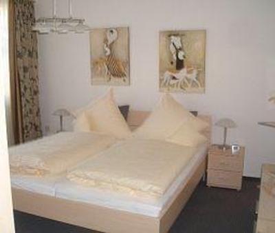 фото отеля Schafers Hotel Cloppenburg