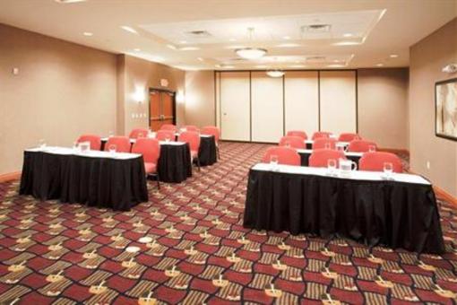 фото отеля Holiday Inn Hotel & Suites Grand Junction-Airport