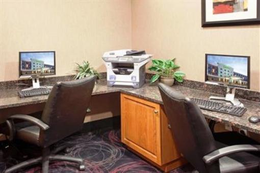 фото отеля Holiday Inn Hotel & Suites Grand Junction-Airport