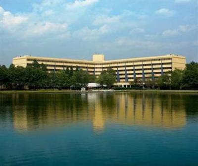 фото отеля DoubleTree Suites by Hilton Raleigh-Durham