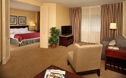 фото отеля DoubleTree Suites by Hilton Raleigh-Durham