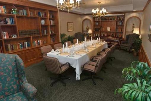 фото отеля DoubleTree Suites by Hilton Raleigh-Durham