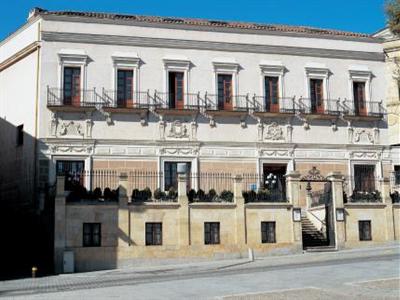 фото отеля NH Palacio de Castellanos