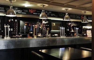 фото отеля DeVere Village Hotel & Leisure Club Wirral