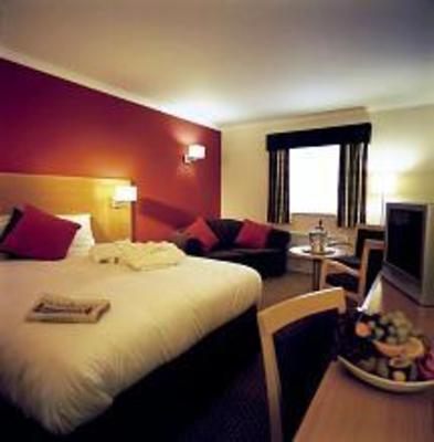 фото отеля DeVere Village Hotel & Leisure Club Wirral