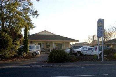 фото отеля BEST WESTERN Bass & Flinders Motor Inn