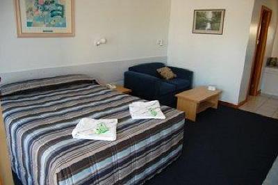 фото отеля BEST WESTERN Bass & Flinders Motor Inn