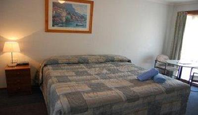 фото отеля BEST WESTERN Bass & Flinders Motor Inn