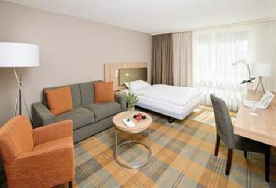 фото отеля Moevenpick Hotel Zurich-Regensdorf