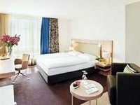 Moevenpick Hotel Zurich-Regensdorf