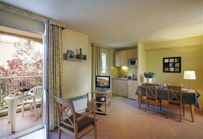 фото отеля Citadines Apart'hotel Aix Jas de Bouffan